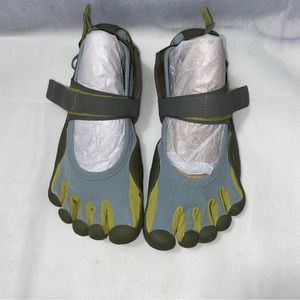 Vibram Five Fingers Shoes Women’s US 8.5 EU 40